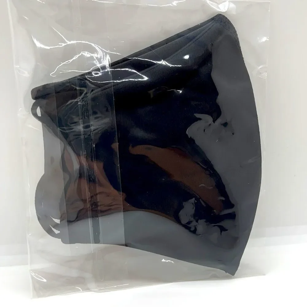 NWT Plume Face Mask